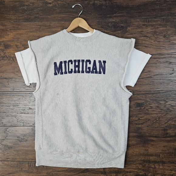 Vintage 90s Champion Reverse Weave Michigan Sleeveless Cut Off Crewneck Size XL - Picture 1 of 13